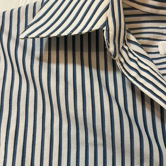 Chico’s Non-iron button blouse white with blue lurex stripes Size 0 (small) - Picture 3 of 5